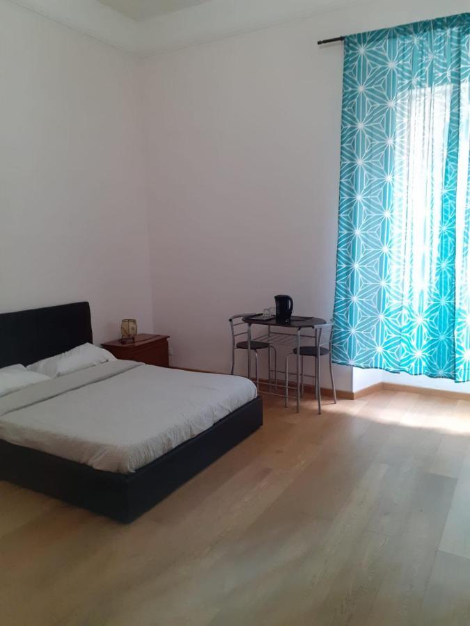 R.t. House's Hostal
