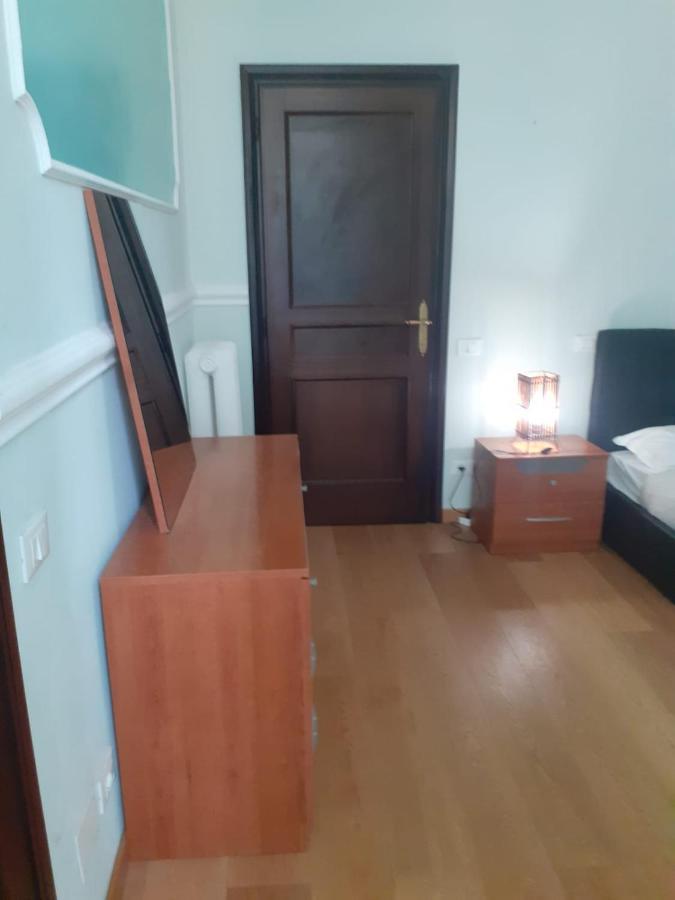 R.t. House's Hostal *