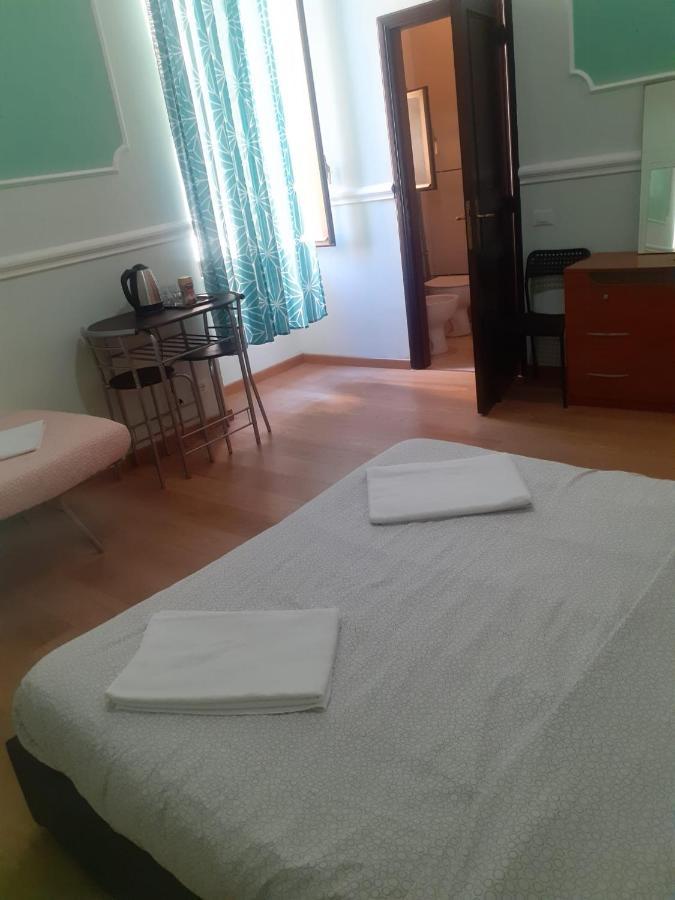Albergue R.t. House's Roma